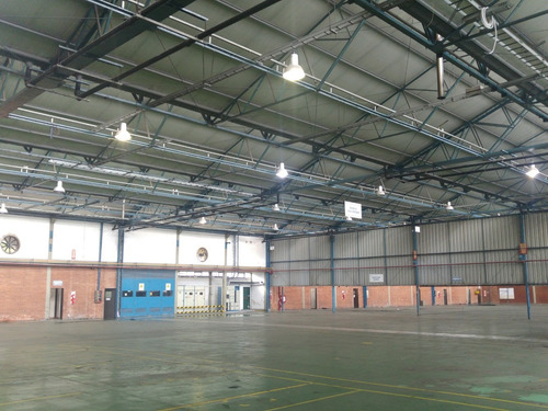 Imagen 3 de 7 de Depósito Con Local Y Oficinas En Alquiler | Fondo De La Legua 1440, Martínez | 5.520 M2