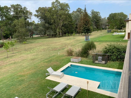 Imagen 16 de 22 de Casa - Saint Thomas Oeste - Venta - Alquiler
