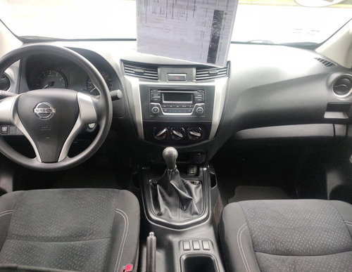 Nissan NP300 2.5 SE Paq Seguridad Mt
