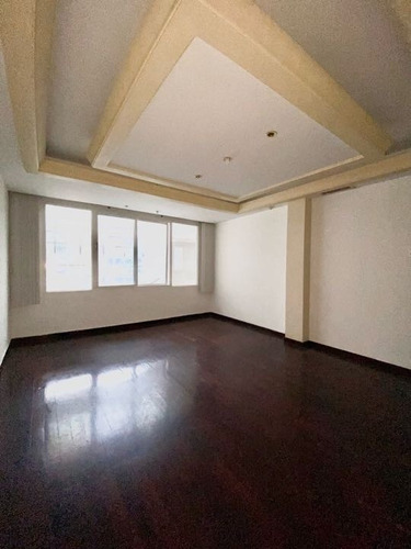 Imagen 9 de 15 de Se Vende Casa En El Rosal Uso Comercial