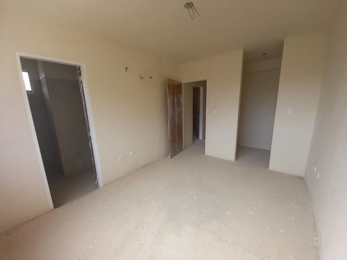 Imagen 3 de 10 de Townhouse En Venta Altos De Aricagua Mañongo Obra Gris Gavip