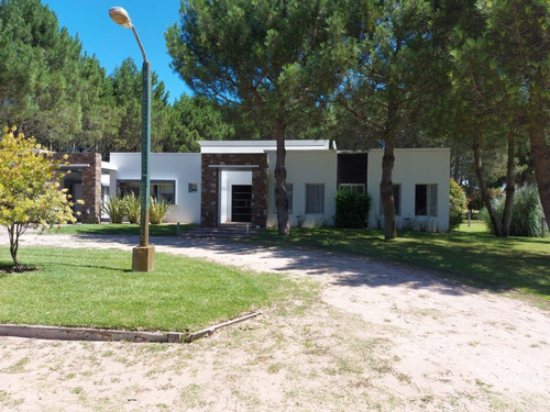 Imagen 22 de 22 de Dueño Alquilo-vendo. Casa La Herradura Pinamar De 5 Amb. Con Piscina. Disponible Marzo. Semana. Quincena. Semana Santa