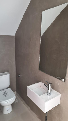 Imagen 28 de 30 de Duplex A Estrenar