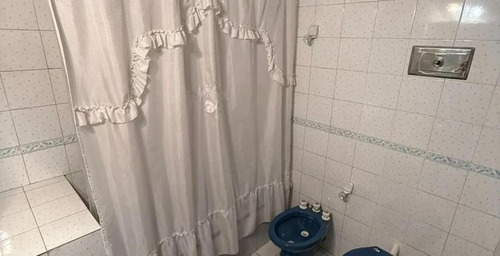 Ph En Venta - 4 Dormitorios 2 Baños - La Matanza