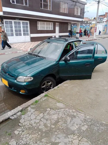 Hyundai Accent 1.3 L