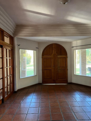 Imagen 5 de 15 de Venta Chalet En Ambito Privado | Parque Leloir