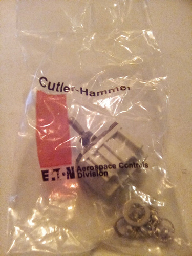 Eaton Cutler-hammer 8502k5 Ms24525-26 On On Toggle S Cct