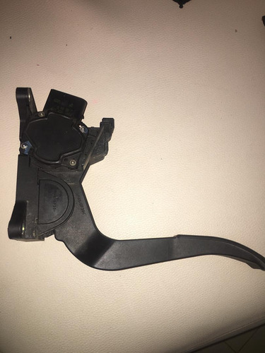 Imagen 4 de 4 de Pedal De Aceleración Del Sprinter 313 O 413 Nuevo