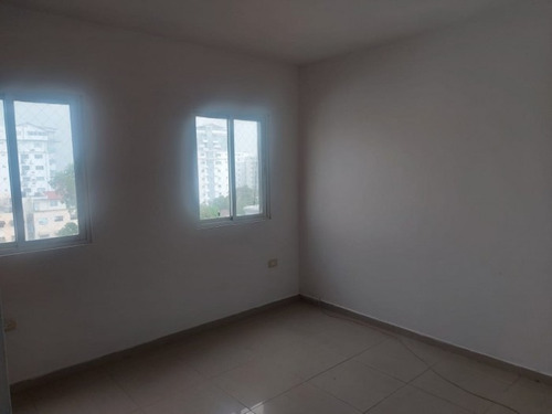 Imagen 2 de 15 de Apartamento En Evarito Morales Torre Familiar