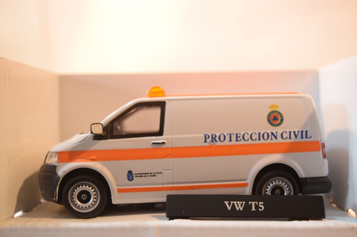 Vw T5 Proteccion Civil Cararama 1/43 C/caja 