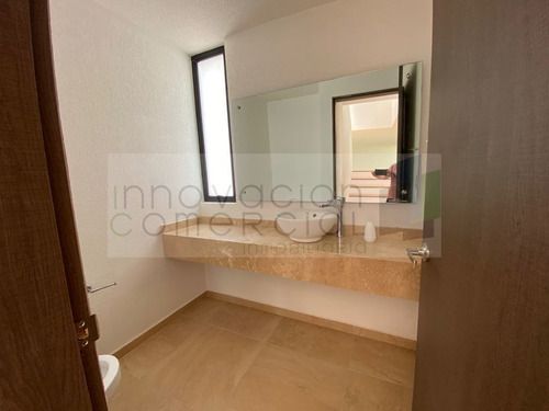 Imagen 11 de 30 de Juriquilla Altos Amara Grand, Casa De 3 Recámaras Dentro De
