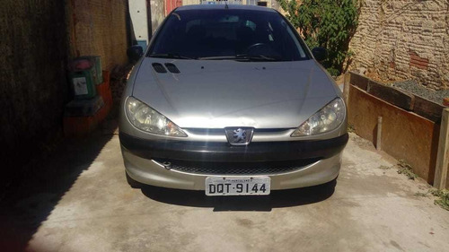 Peugeot 206 2005 1.0 16v Sensation 3p
