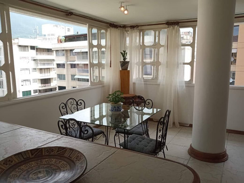 Imagen 9 de 14 de En Alquiler Hermoso Y Amplio Apartamento En Los Palos Grandes / Jaime Ponce: +58-414-1080033
