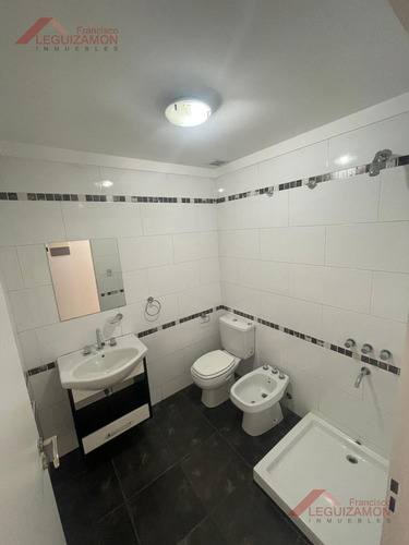 Excelente Ubicacion - Dormitorio Con Baño En Suite
