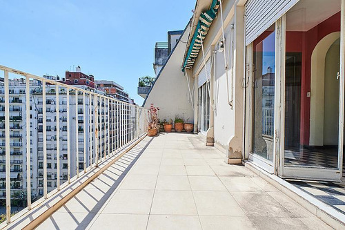 Duplex - Av. Callao Y Av. Quintana - 9 Ambientes - Terraza - 2 Cocheras - Recoleta