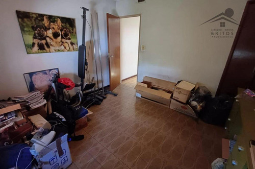 Venta De Imponente Y Solido Chalet En El Centro De Ramos Mejía!