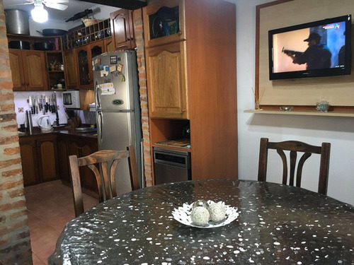 Venta Duplex 3 Ambientes Castelar Patio Y Cochera
