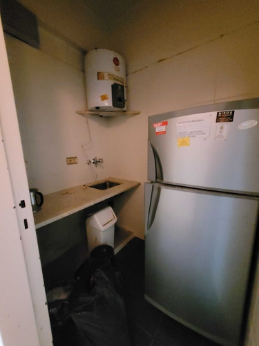 Imagen 11 de 15 de Piso De Oficina, 100m2, Seguridad, En Venta, Microcentro!