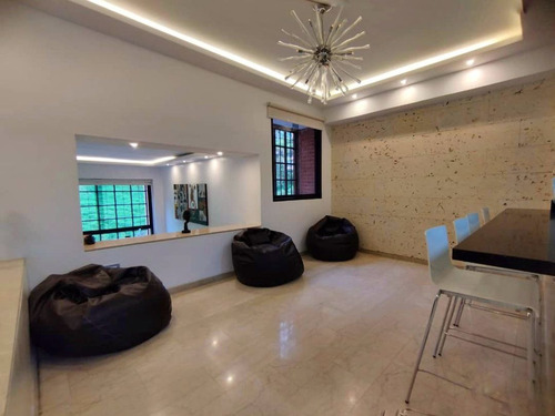 Imagen 4 de 26 de Townhouse En La Urbanización Residencial Bosque Encantado La Boyera El Hatillo Caracas