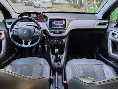 Peugeot 208 1.6 Allure