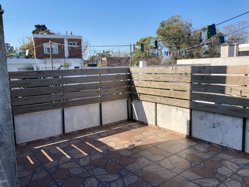 Imagen 8 de 22 de Venta Casa De 5 Dormitorios Con Parrillero Y Garaje