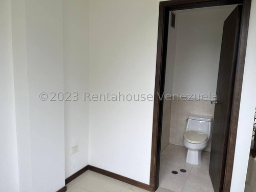 Imagen 5 de 30 de Magnífica Casa En Venta Urbanizacion Colinas Del Viento Zona Este Barquisimeto %%%% Rf 23-2 4 7 2 0 Kl Rah %%%
