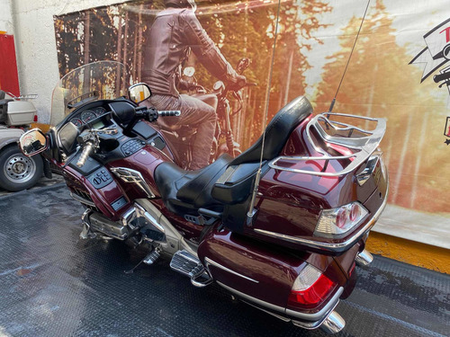 Imagen 7 de 12 de Honda Gl1800