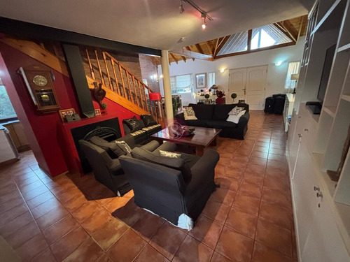 Casa En Alquiler En Acacias Blancas, Maquinista F. Savio, Escobar