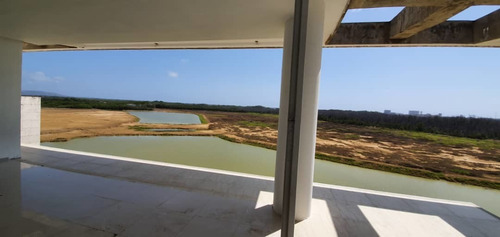 Imagen 14 de 14 de Hermoso Town House Con Muelle Privado