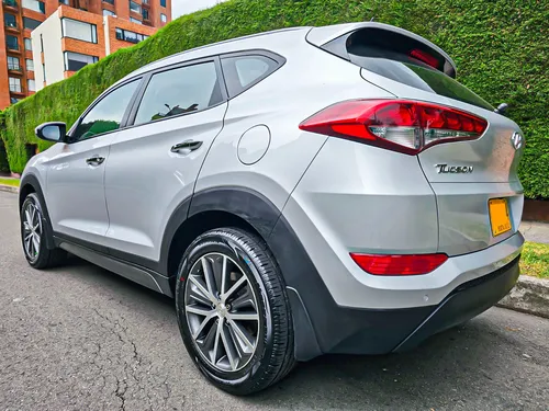 Hyundai Tucson GL PREMIUM 2.0L AT 2AB ABS 4X2 FE