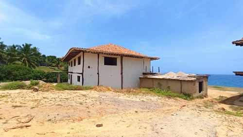 Imagen 5 de 7 de Casas En Venta Frente Al Mar. Guarame. Isla De Margarita