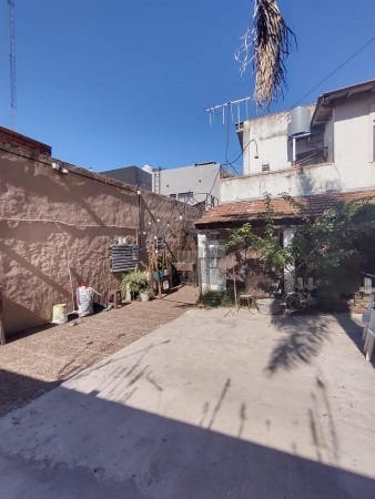 Imagen 9 de 27 de Venta - Casa - Lote Propio - Con Local - Garage - 5 Ambientes - Jose Ingenieros - Tres De Febrero