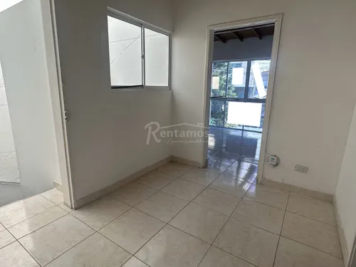 Local En Arriendo En Laureles. Cod A776068