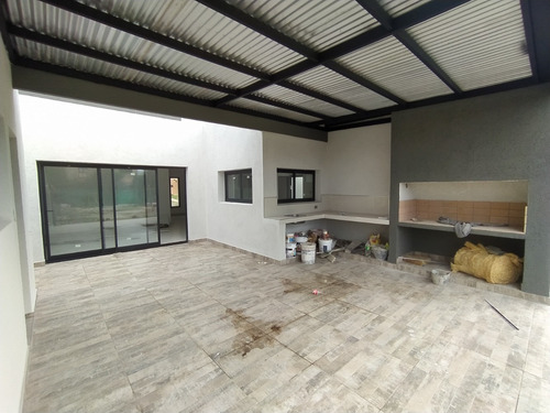 Siete Soles Verandas Casa Estrenar Una Planta