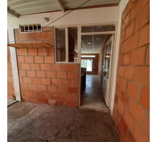 Venta De Casa En Conjunto Algarrobo - Girardot