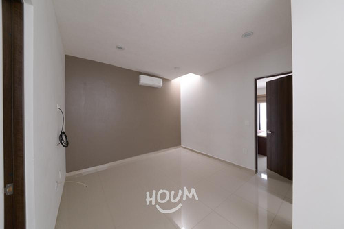 Casa En Senderos De Monte Verde, Tlajomulco De Zúñiga Con 3 Recámaras, 162 M², Id: 87017