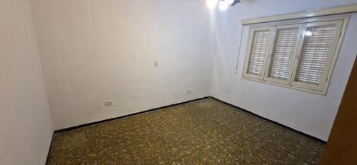 Alquiler Casa 2 Dormitorios Maipú Con Cochera