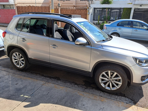 Volkswagen Tiguan 1.4 Wolfsburg Edition At