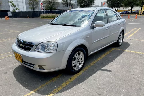 Chevrolet Optra 1.8 Limited Automática