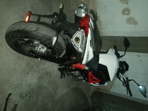 Imagen 4 de 6 de Benelli Tnt 600 S