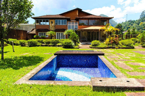 Casa Em Quitandinha, Petrópolis/rj De 400m² 4 Quartos Para Locação R$ 18.000,00/mes - Ca913172