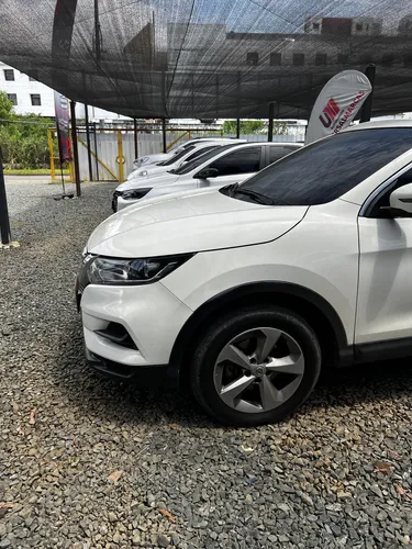 Nissan Qashqai Sense Tp 2000cc 4x2 2ab Abs