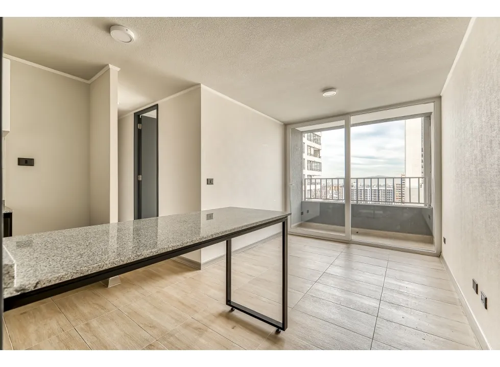 Imagen 5 de 18 de Arriendo Metro Santa Ana / Rosas / San Martin