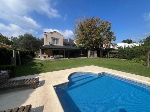Casa En La Arboleda