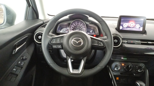 Mazda Mazda 2 1.5 I SPORT AUTO