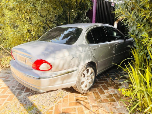Jaguar X-type