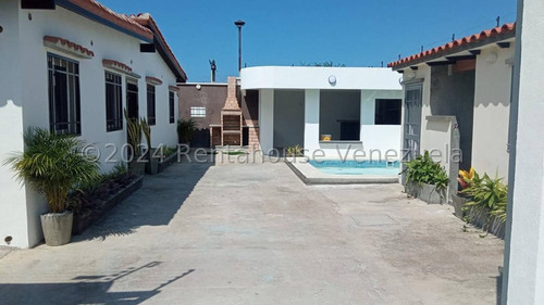 De Oportunidad!! Venta De Casa En Playa El Agua. Isla De Margarita.
