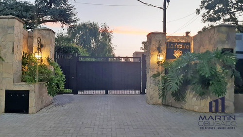 Terreno En Venta En Bella Vista Barrio Con Porton
