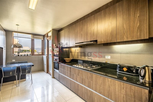 Imagen 17 de 30 de Departamento En Venta De 4 Dormitorios En Vitacura