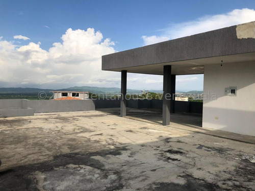 Imagen 16 de 30 de ** Casa En Venta En Colinas De Sta Rosa Barquisimeto Lara, Venezuela. ||selena Pacheco || 0424 5197639 || Codigo Flex 23-10410 $ 250000